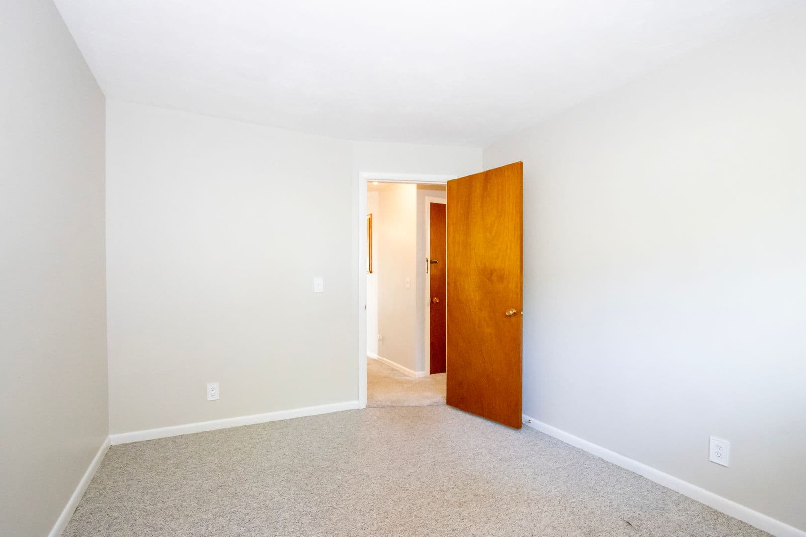 Marshallville House: 11018 Mt Eaton Rd