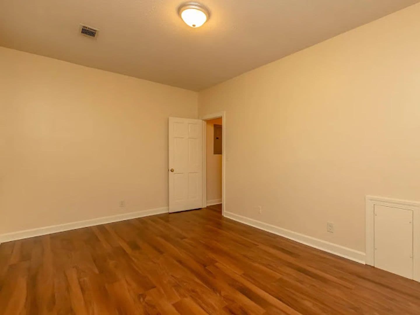 Danville Apartment: 240 Lady Astor