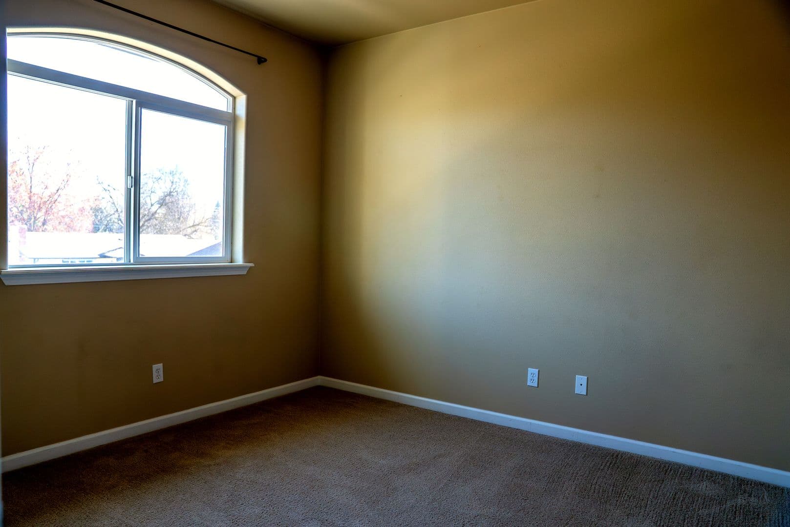 Walla Walla Apartment: 1900 1902 1904 1908 Sunset Drive