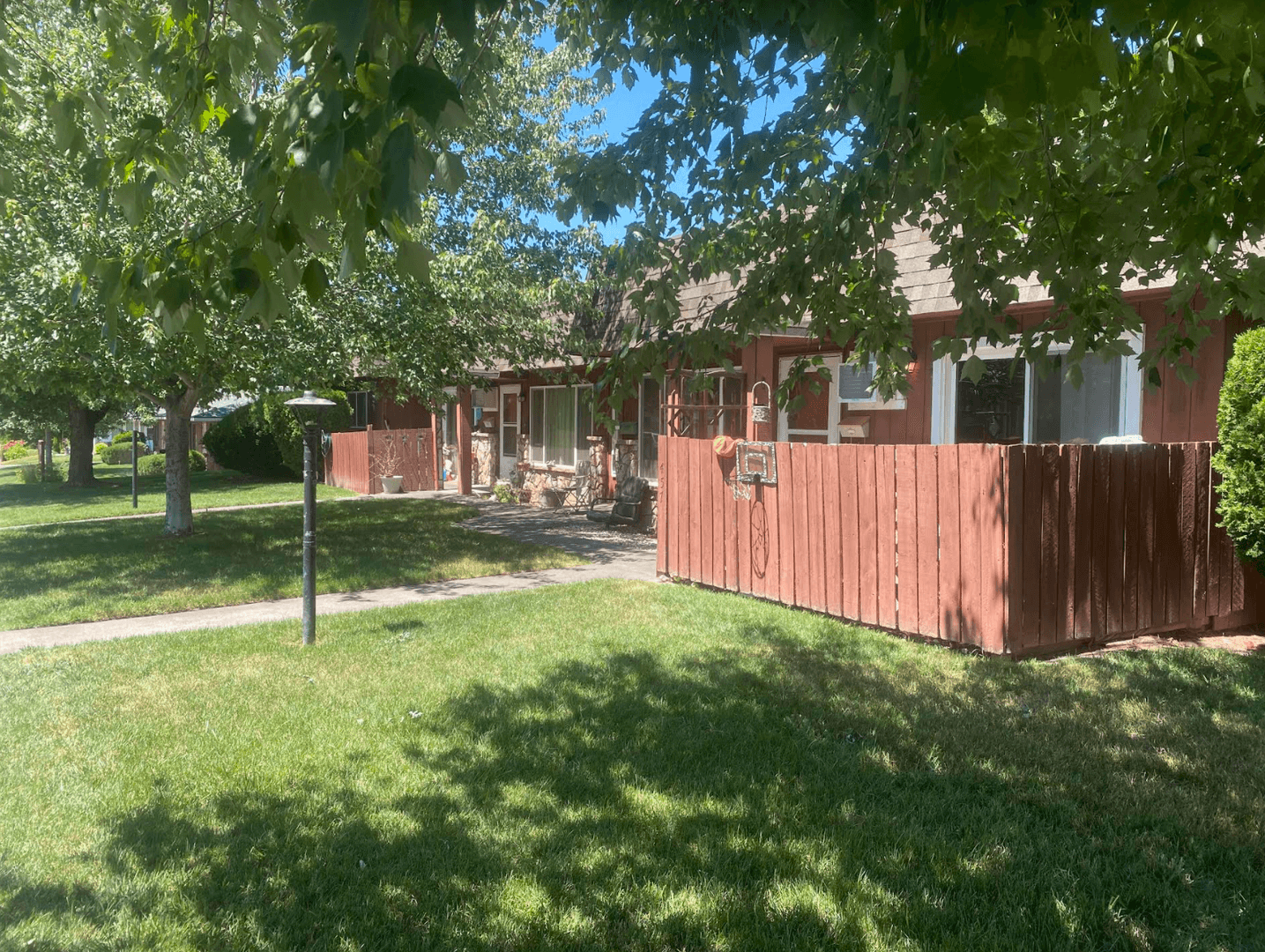 College Place Apartment: 441-459 SE 12th St