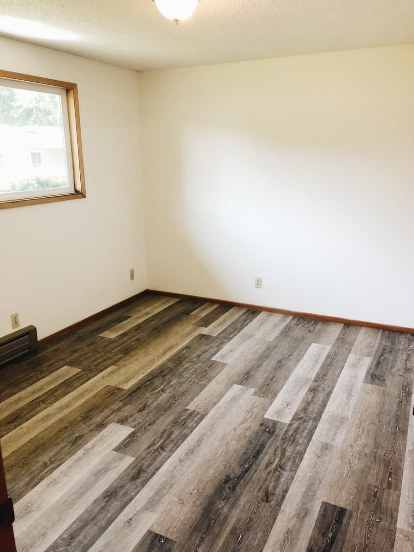 Walla Walla Apartment: 130 Bryant Ave