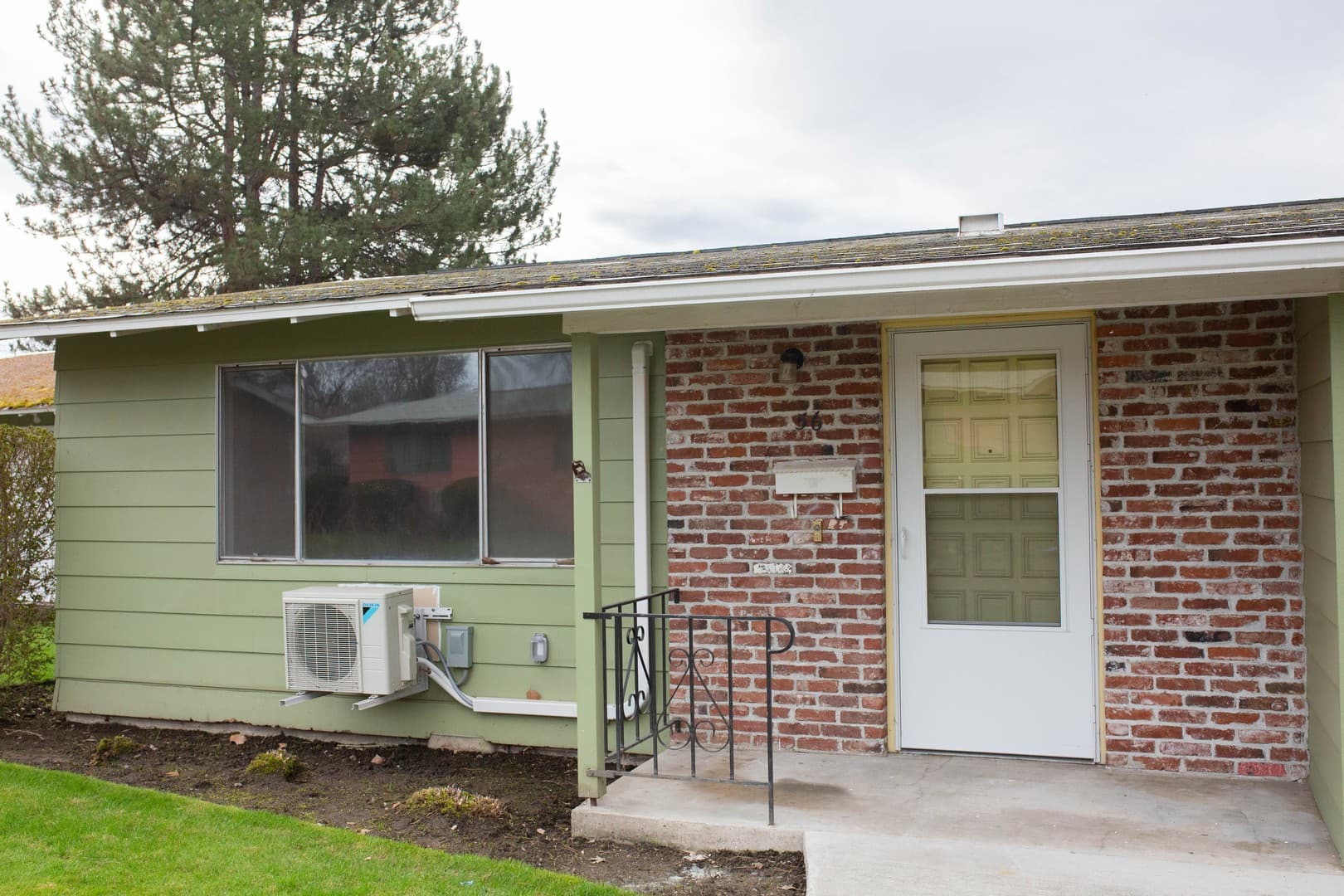 Walla Walla Apartment: 130 Bryant Ave