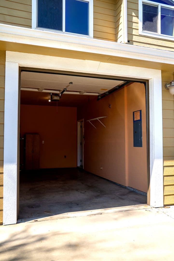 Walla Walla Apartment: 1900 1902 1904 1908 Sunset Drive