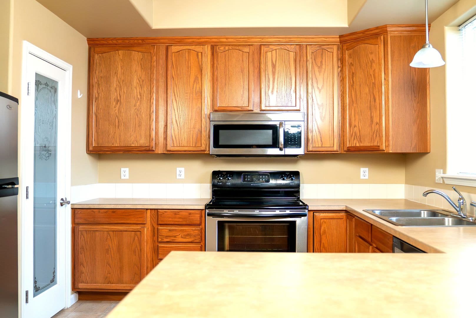 Walla Walla Apartment: 1900 1902 1904 1908 Sunset Drive