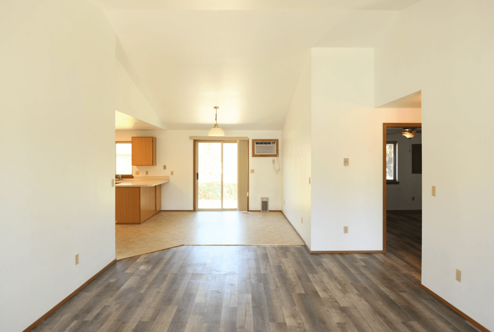 Yakima Apartment: 7204 - 7223 Willow Court
