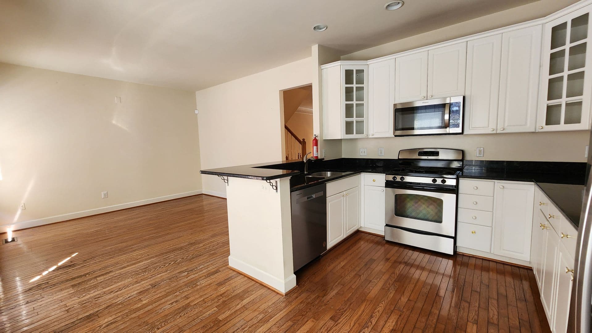 Alexandria Townhome: 2540 Gadsby Pl