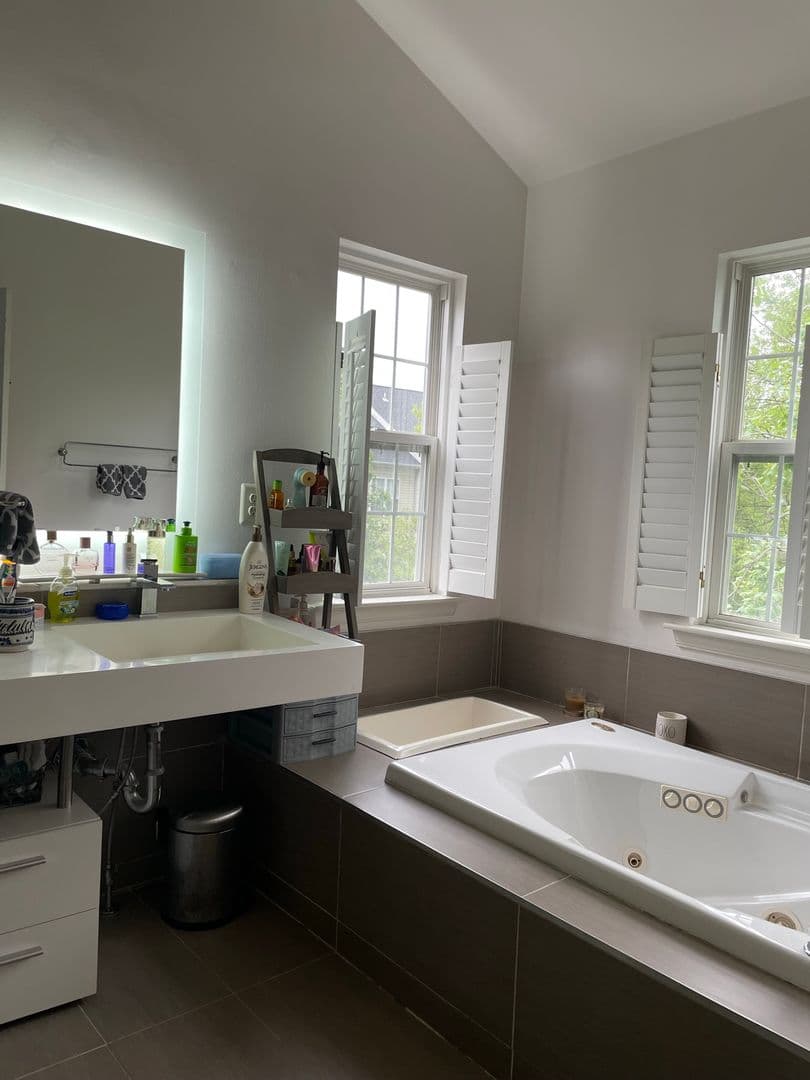 Alexandria Townhome: 3826 Watkins Mill Drive