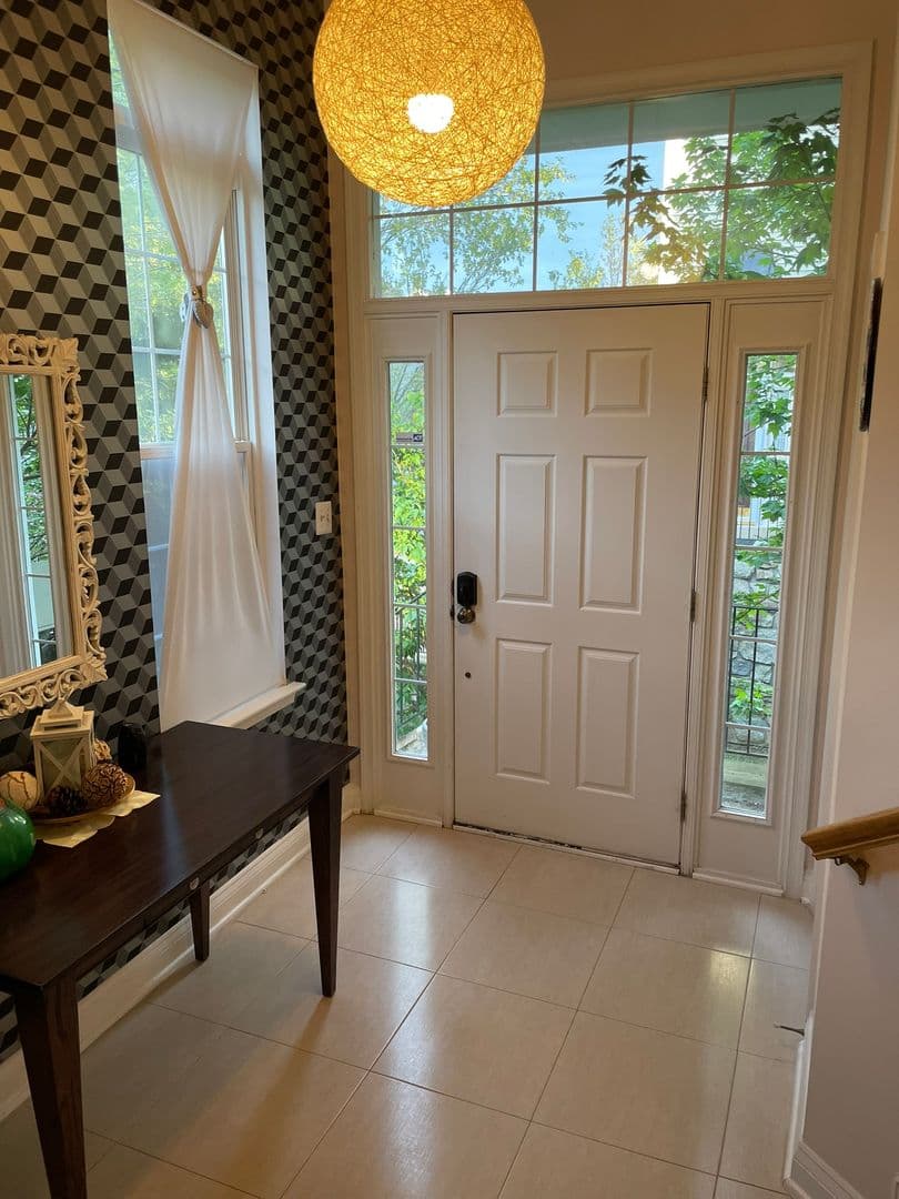 Alexandria Townhome: 3826 Watkins Mill Drive