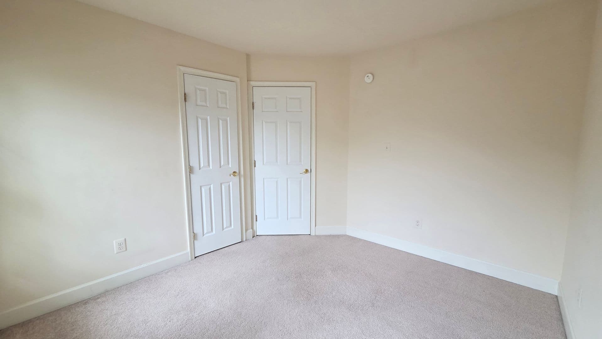 Alexandria Townhome: 2540 Gadsby Pl