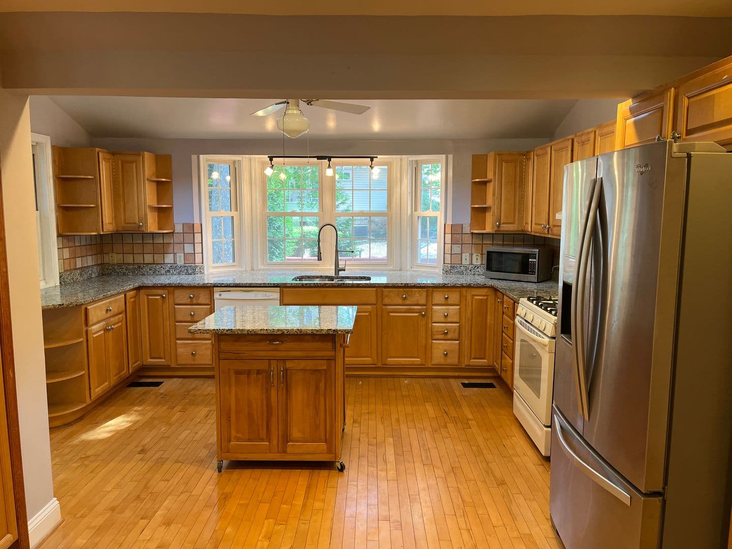 Springfield House: 6803 Dante Ct