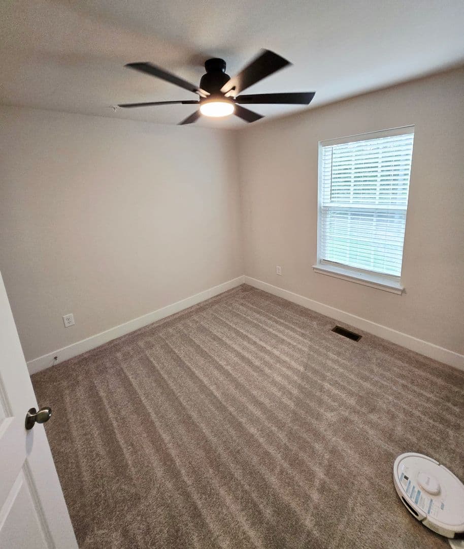 California Townhome: 45294 Clearview Way