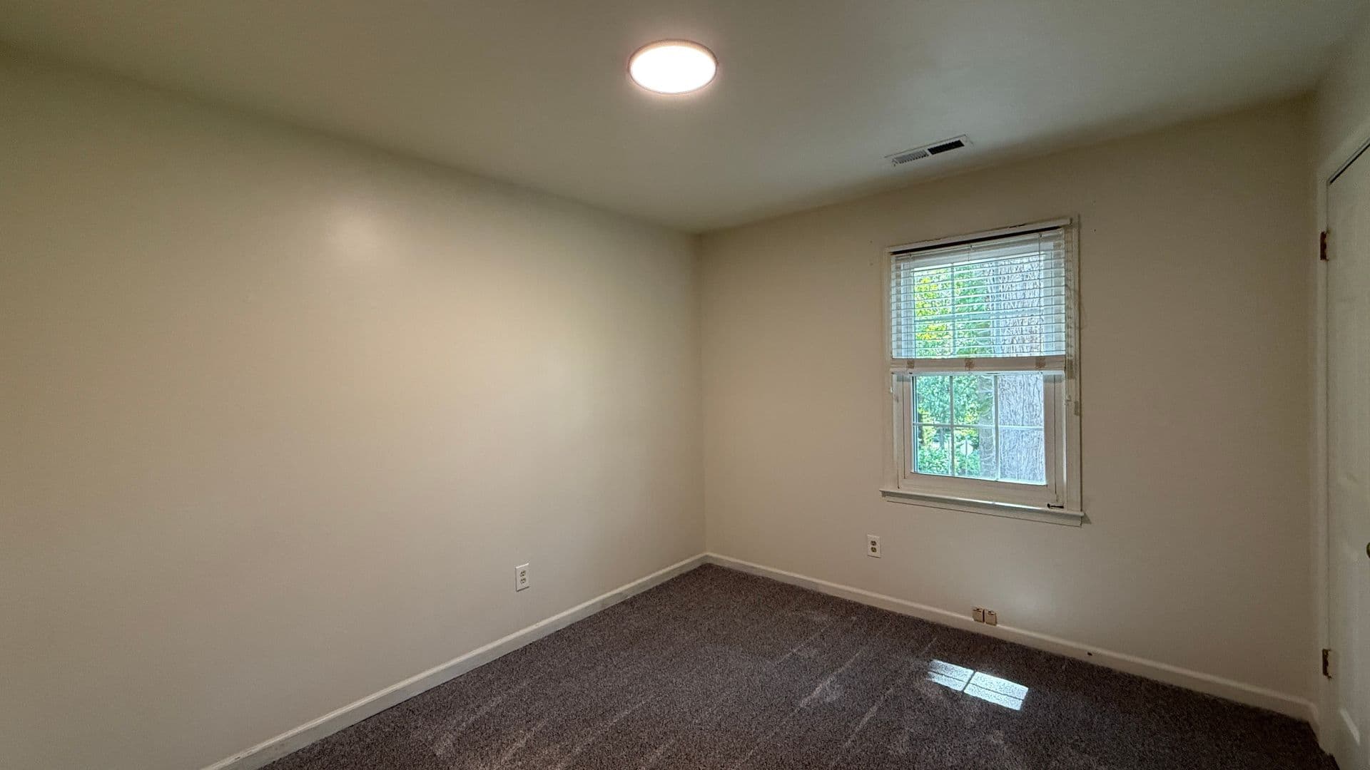 Fredericksburg House: 4015 Duke of Glouster St