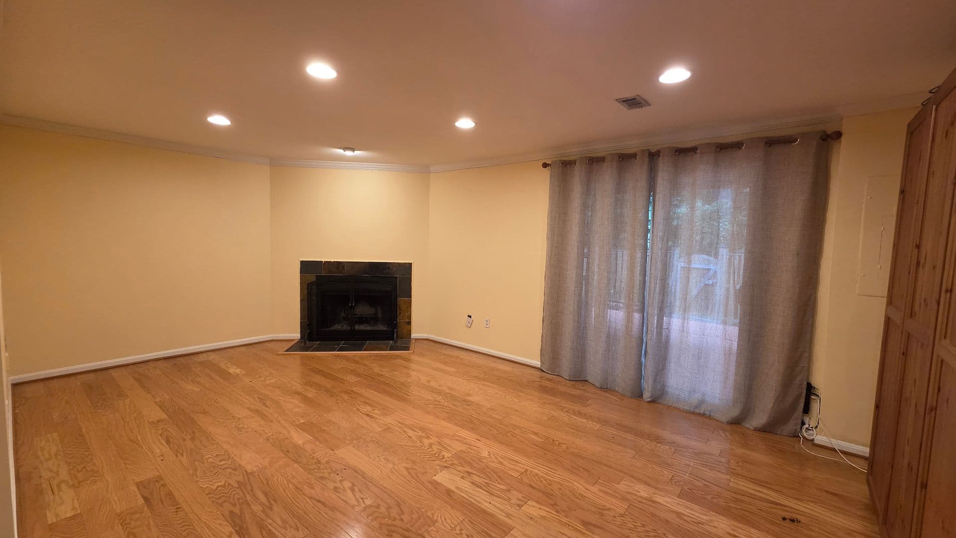 Alexandria Townhome: 6638 Greenleigh Lane