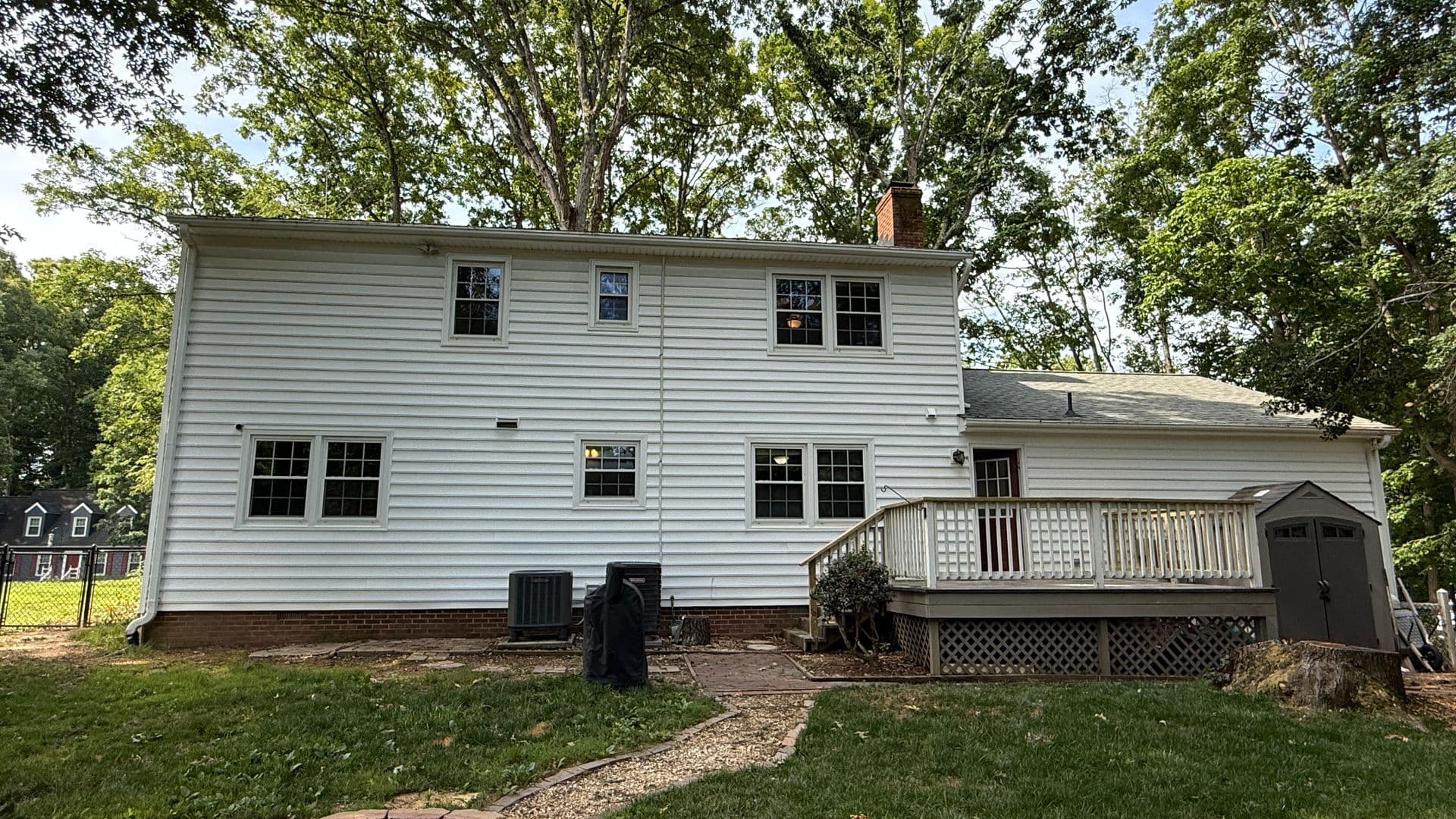 Fredericksburg House: 4015 Duke of Glouster St