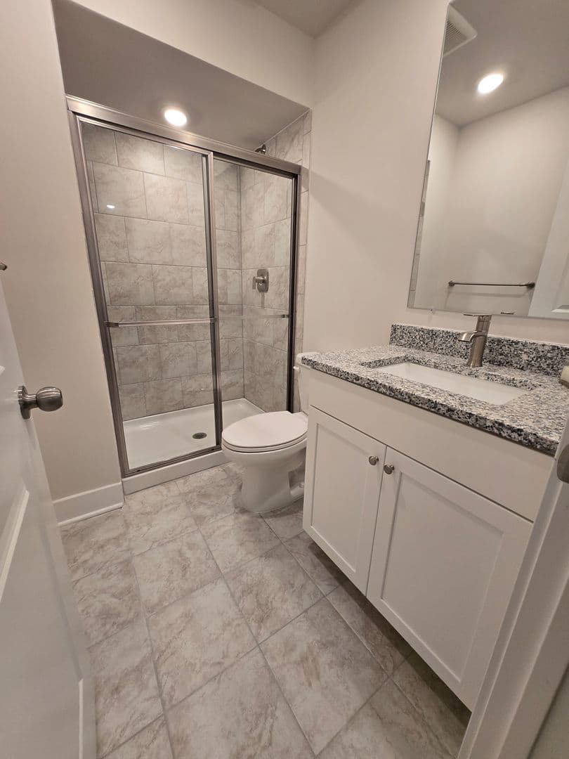 California Townhome: 45294 Clearview Way