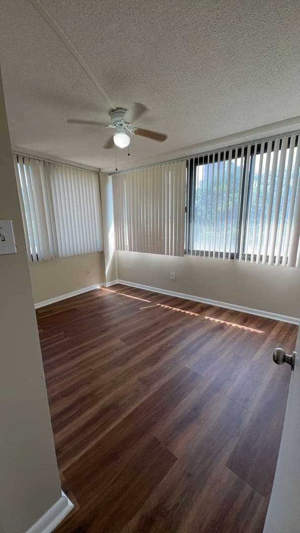 Alexandria House: 6301 Stevenson Avenue