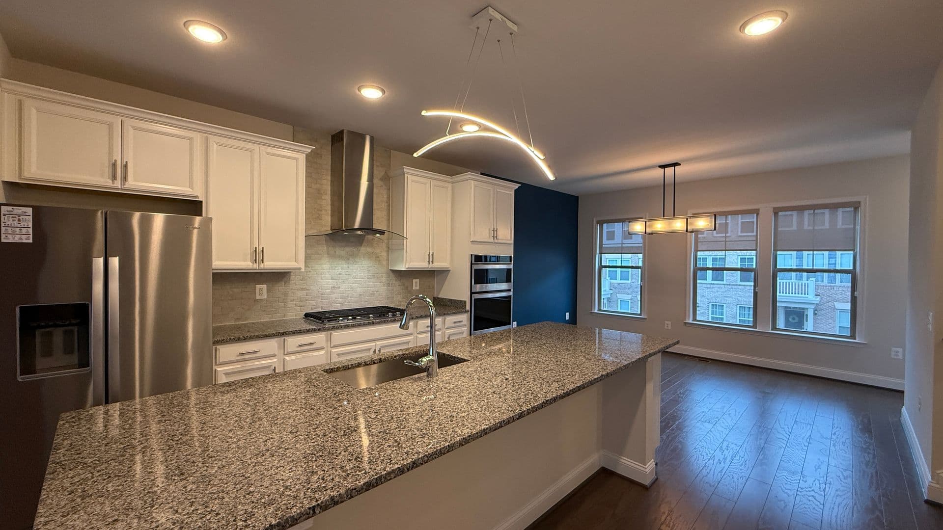 Dumfries Townhome: 1949 Greenbriar Hall Rd