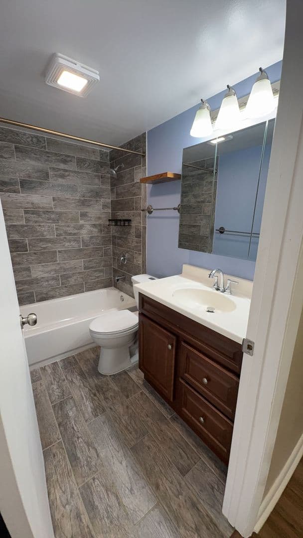 Alexandria House: 6301 Stevenson Avenue