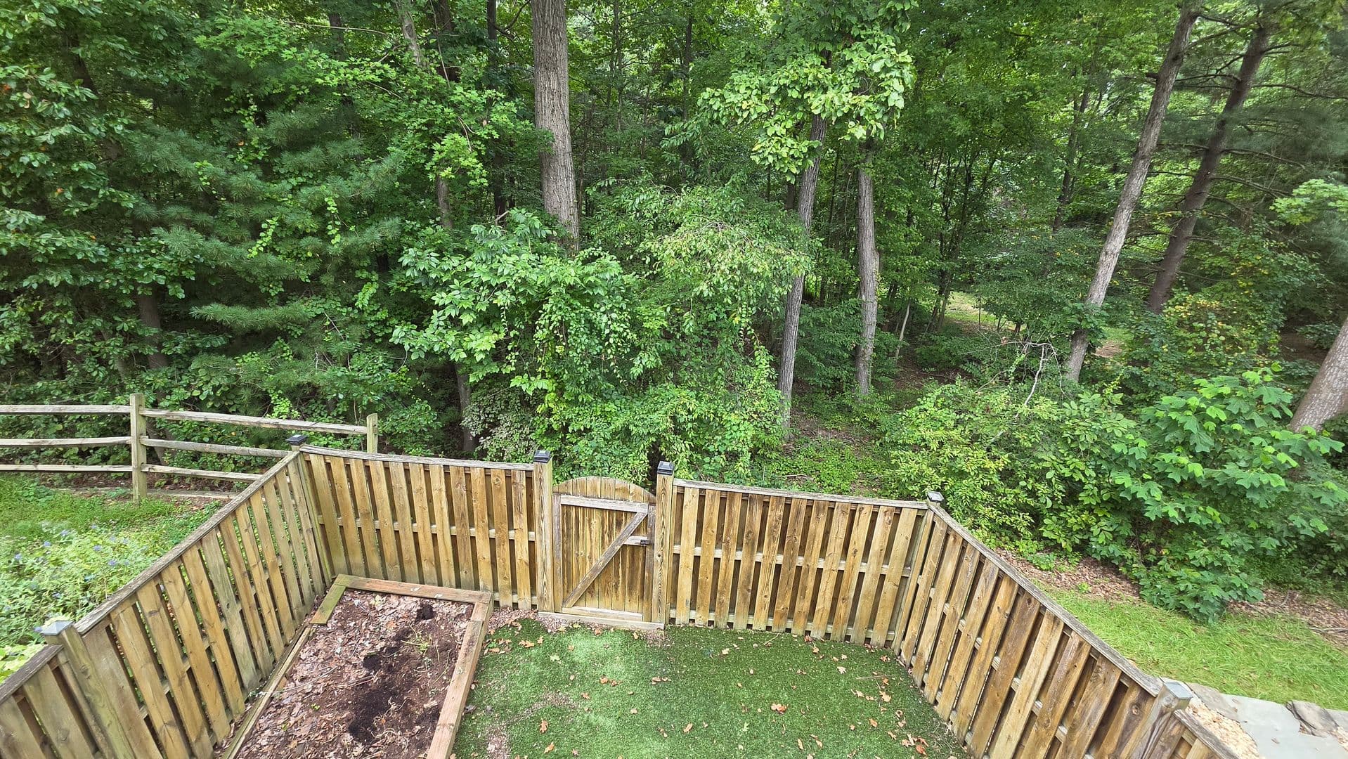 Alexandria Townhome: 6638 Greenleigh Lane