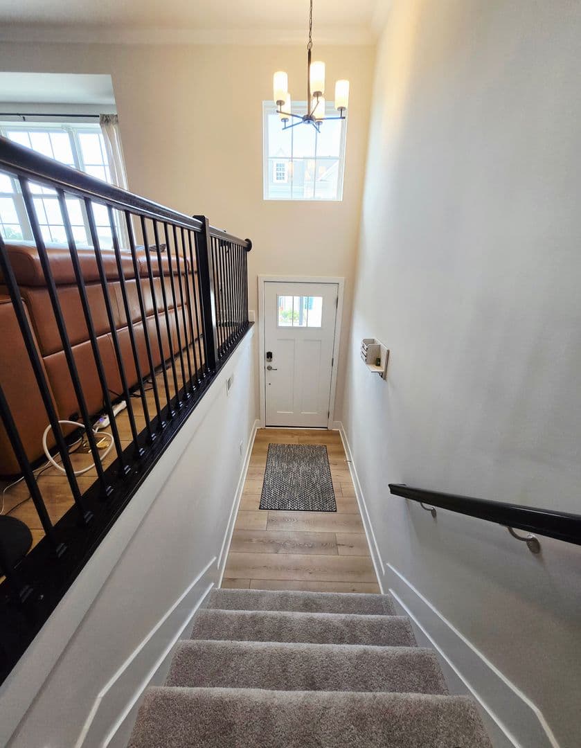 California Townhome: 45294 Clearview Way