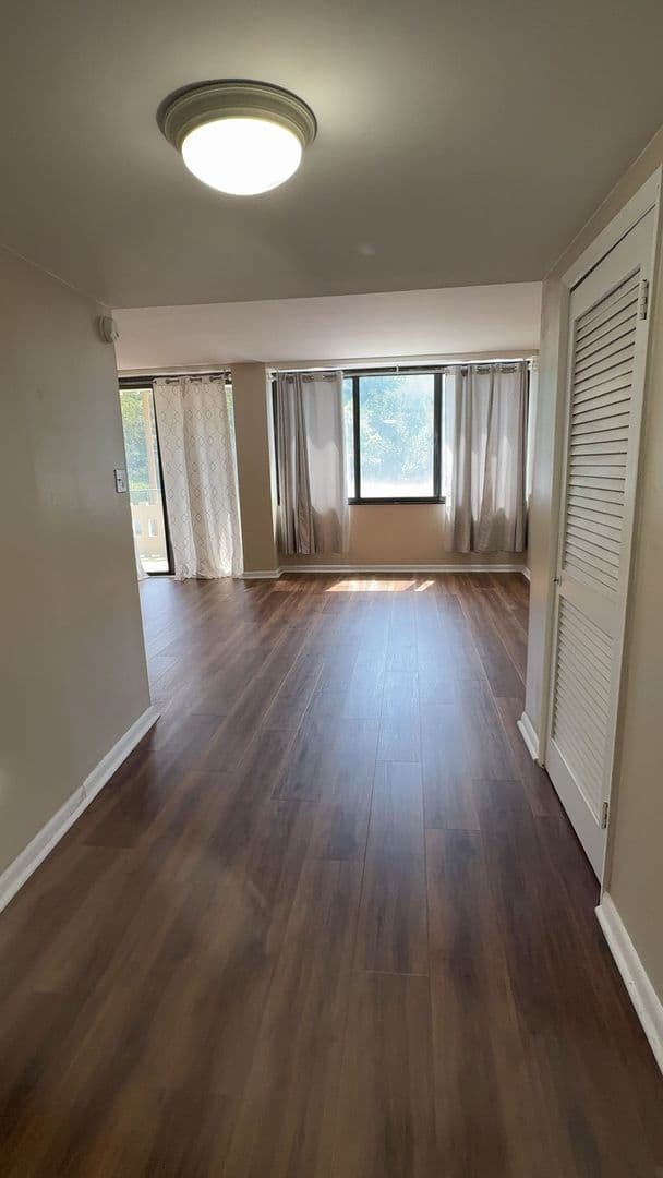 Alexandria House: 6301 Stevenson Avenue