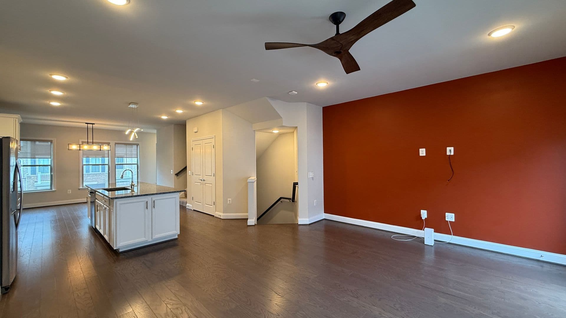 Dumfries Townhome: 1949 Greenbriar Hall Rd