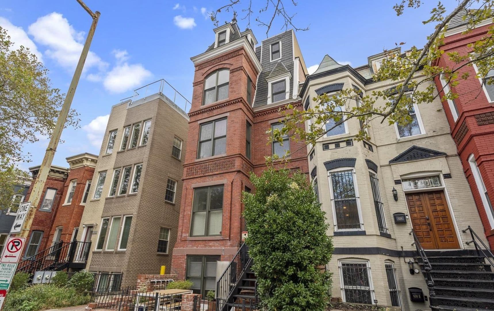 Washington House: 636 Q Street, NW