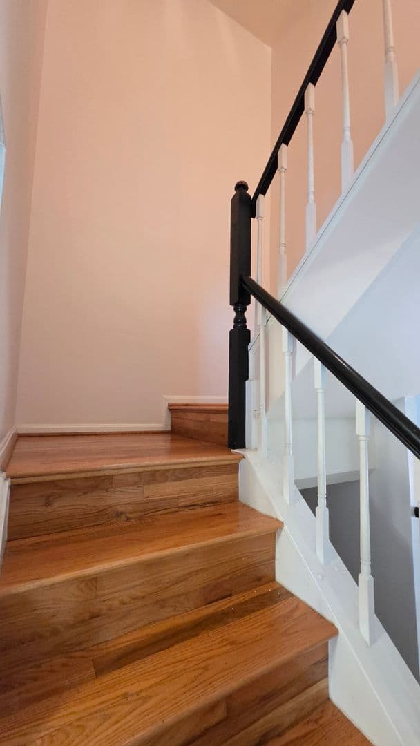 Alexandria Townhome: 6638 Greenleigh Lane