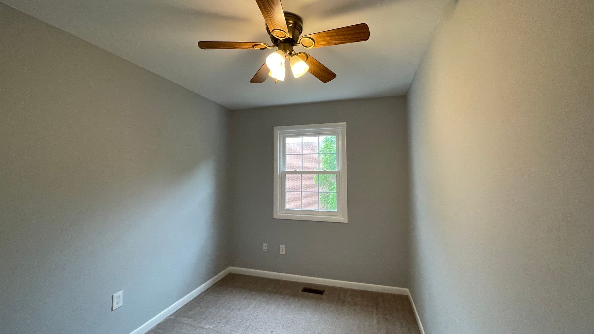 Woodbridge Townhome: 14646 Ponderosa Ct