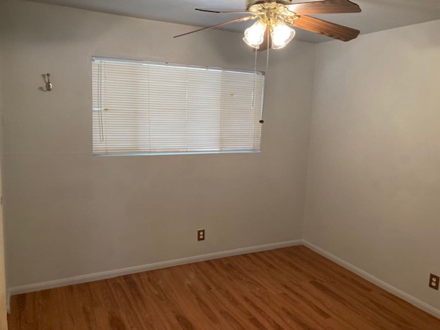 El Centro House: 1746 Lenrey Ave.