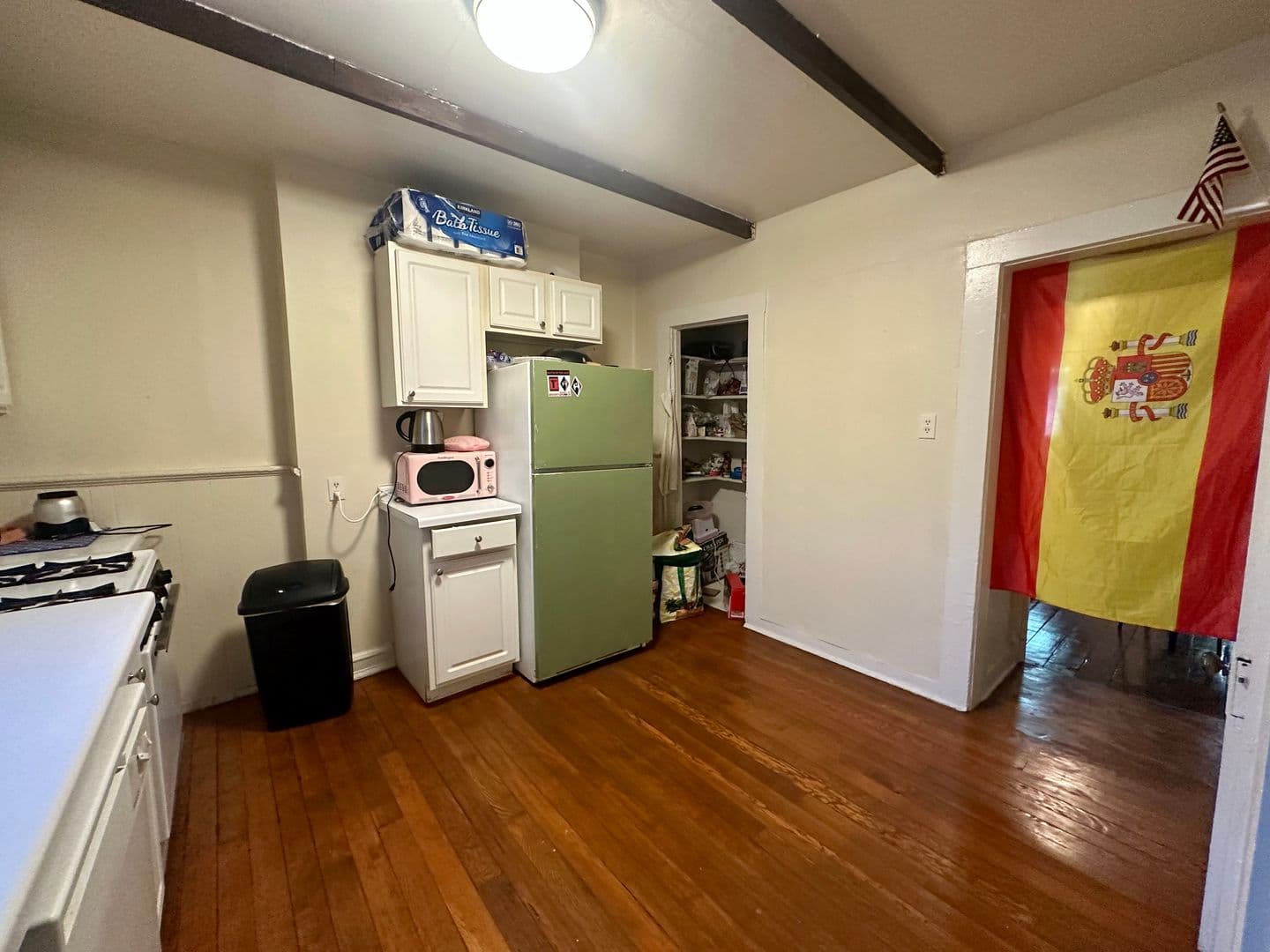 Milwaukee Apartment: 706-08 E. Juneau Ave.