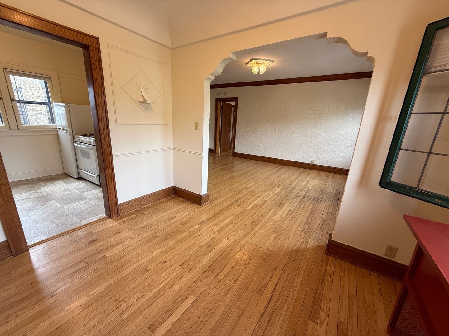 Milwaukee Apartment: 1628 N. Franklin Pl.
