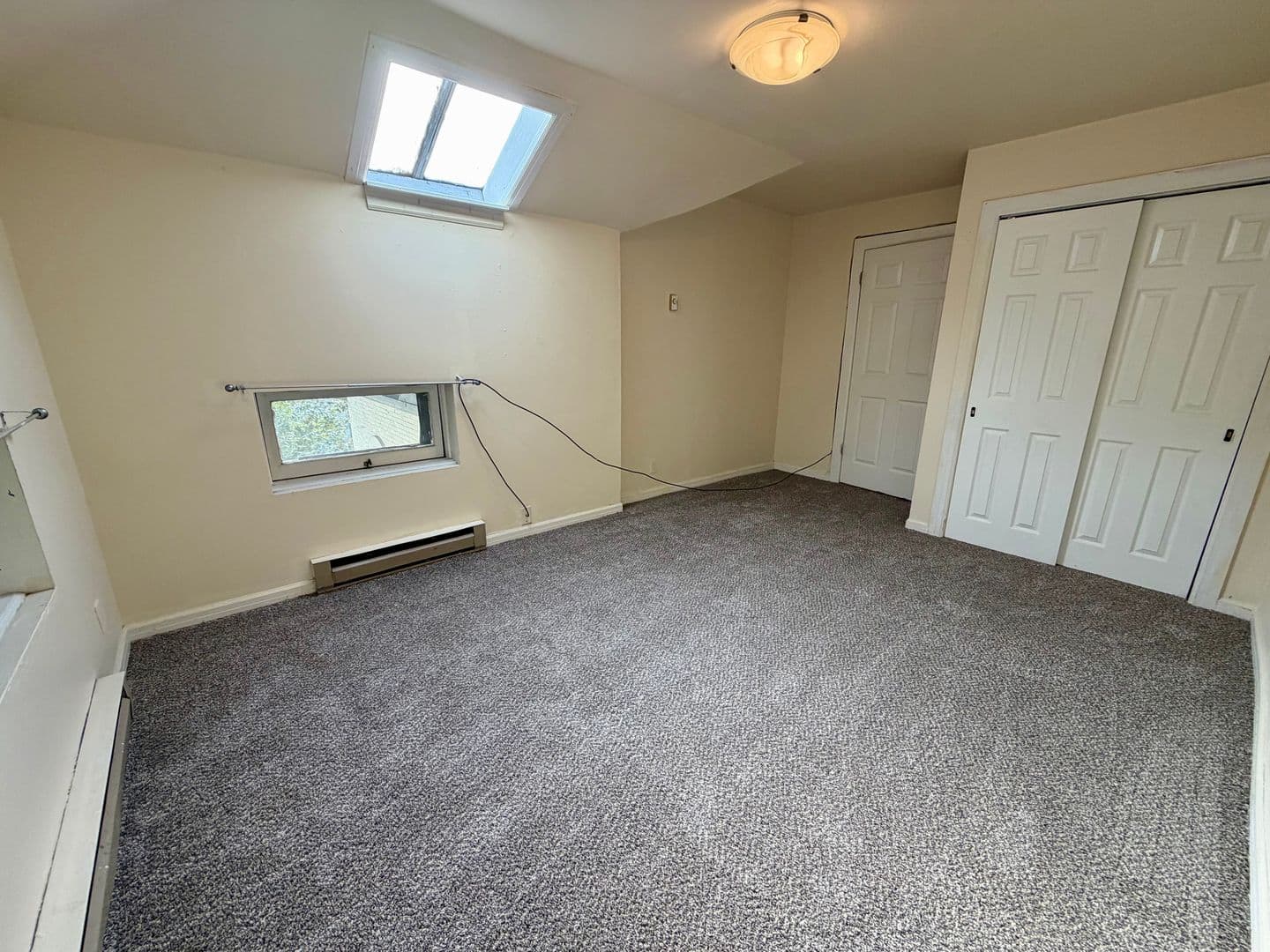 Milwaukee Apartment: 1227-1237 N. Cass St.