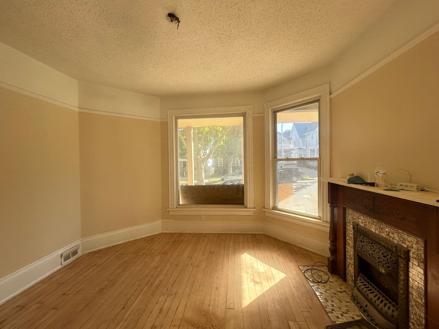 Milwaukee Apartment: 1529-31 N Cass St.