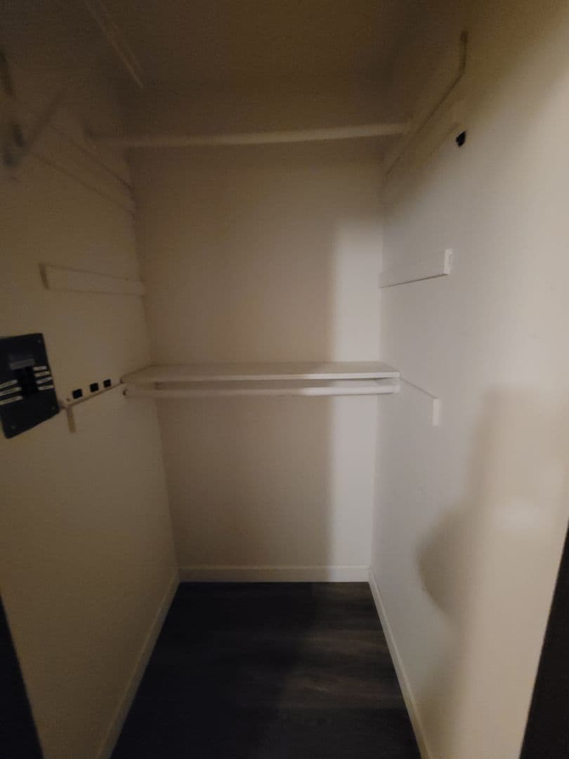 Milwaukee Apartment: 2535 N. Prospect Ave