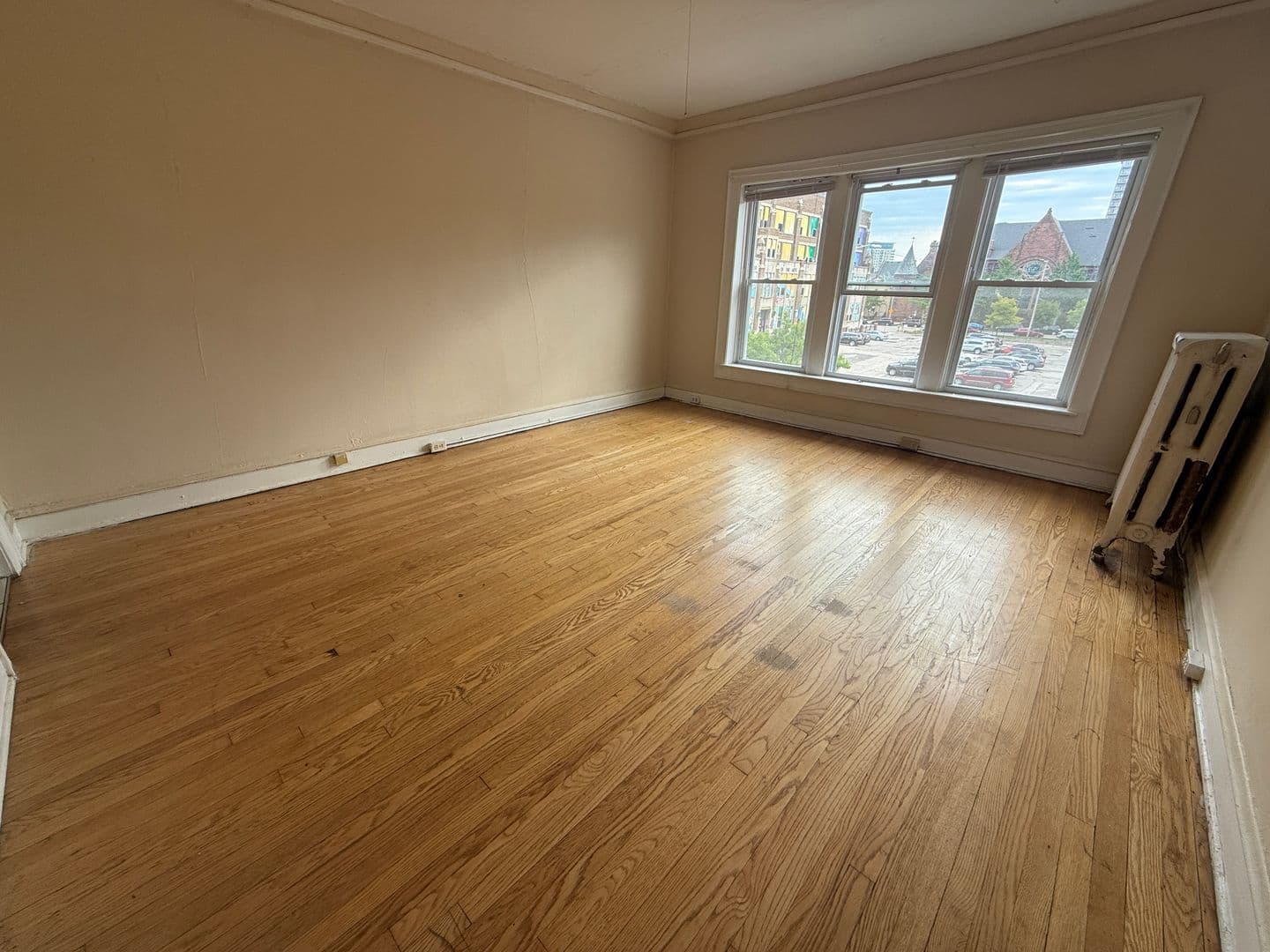 Milwaukee Apartment: 1303 N. Cass St.