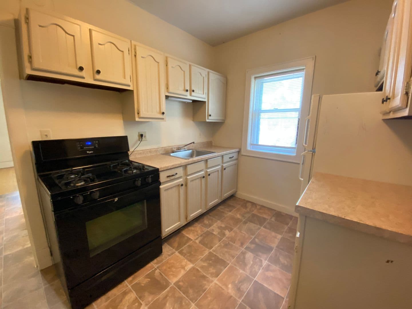 Milwaukee Apartment: 1233 N Marshall St.