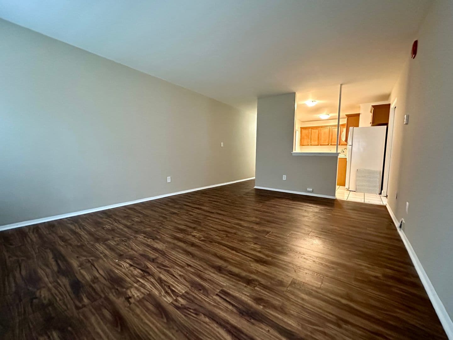Milwaukee Apartment: 3069 N. Oakland Ave.