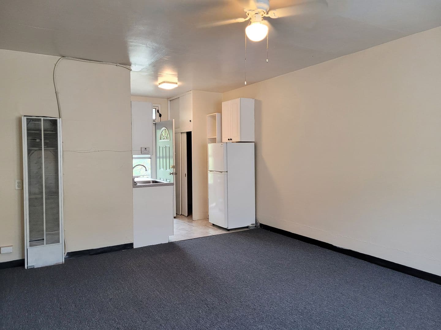 Milwaukee Apartment: 1026 E Lyon St