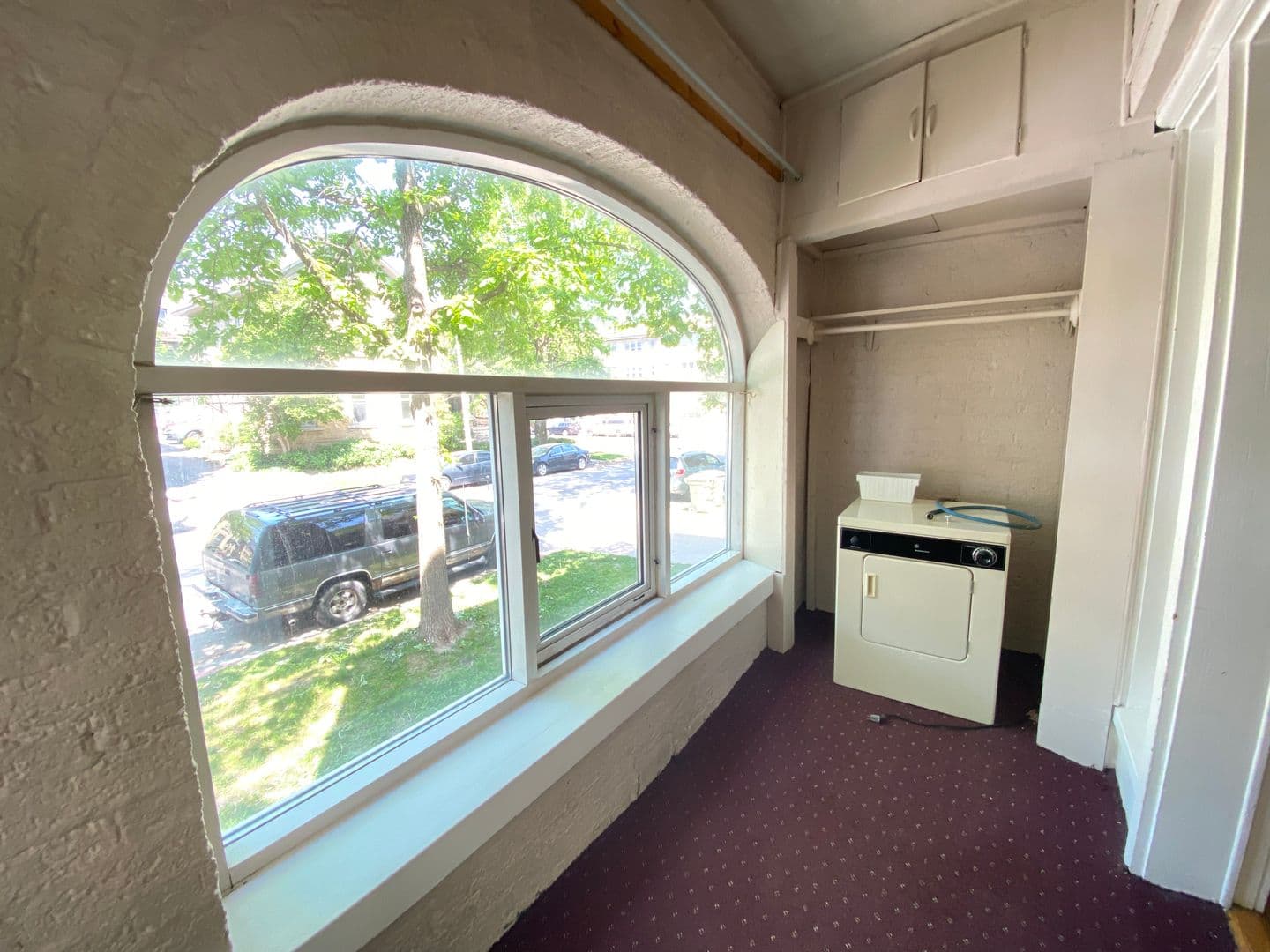 Milwaukee Apartment: 1233 N Marshall St.