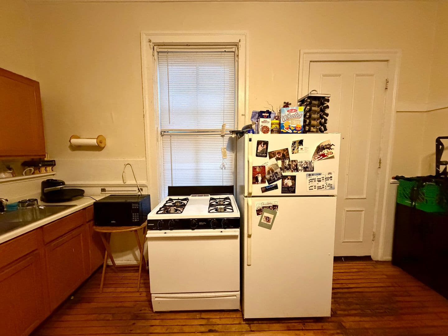 Milwaukee Apartment: 1309 N. Cass St.