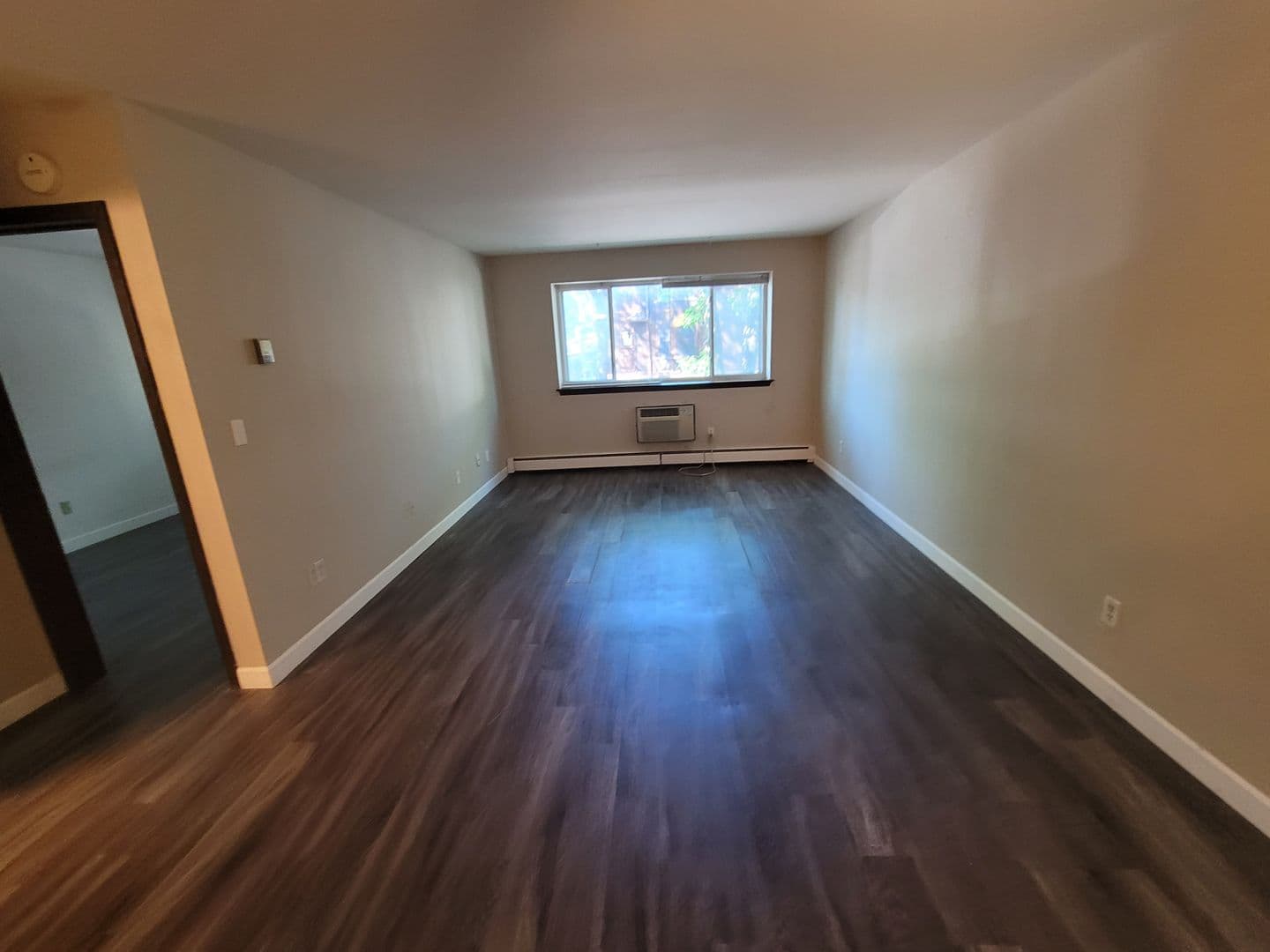 Milwaukee Apartment: 2535 N. Prospect Ave