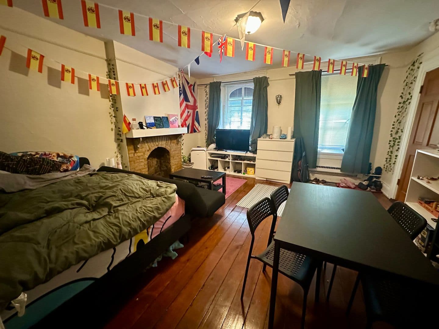 Milwaukee Apartment: 706-08 E. Juneau Ave.