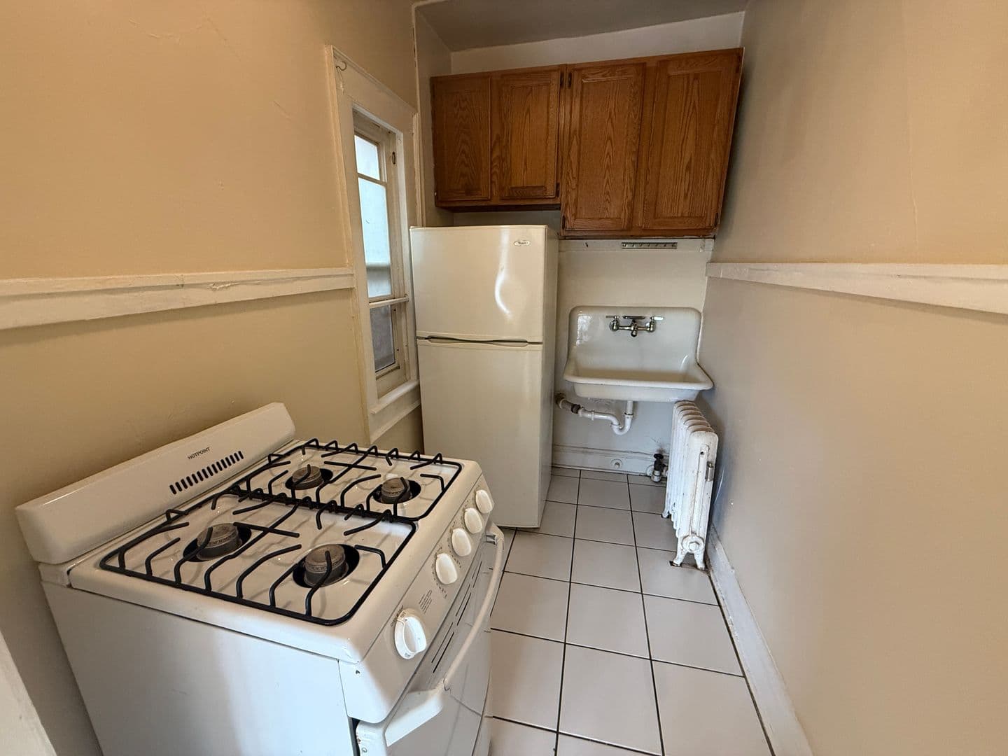 Milwaukee Apartment: 1303 N. Cass St.