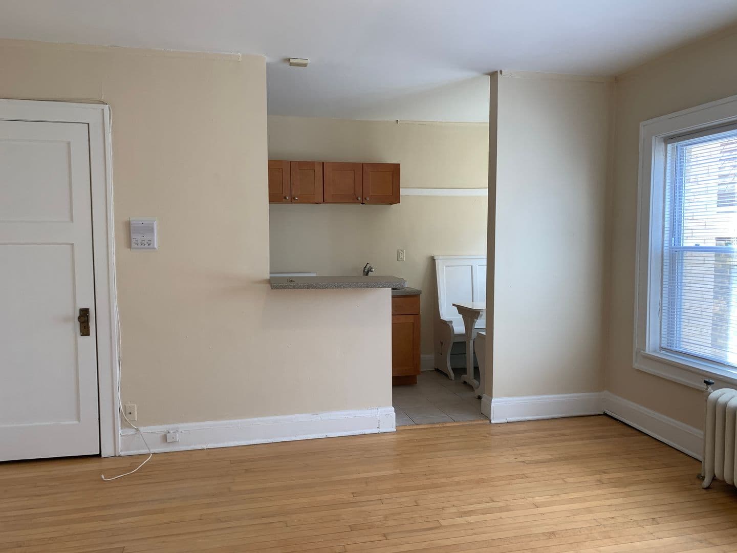 Milwaukee Apartment: 829 N. Cass St.
