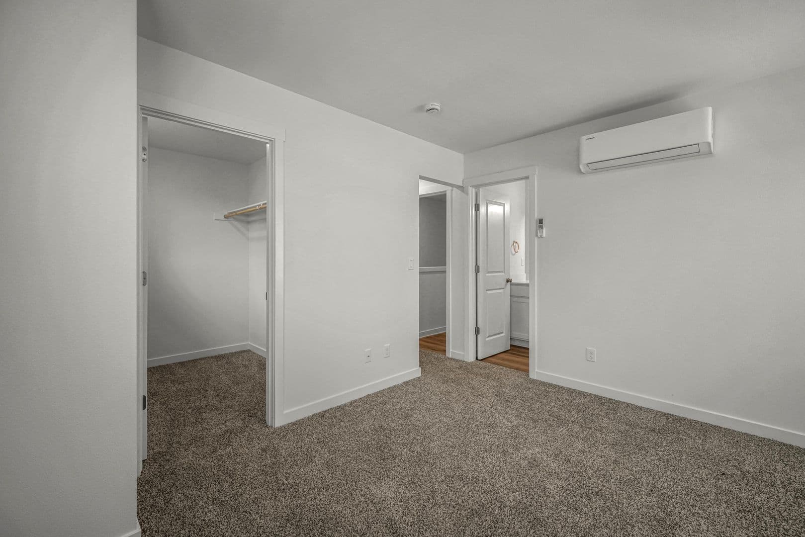 Salem Townhome: 1274 Baxter Rd S.