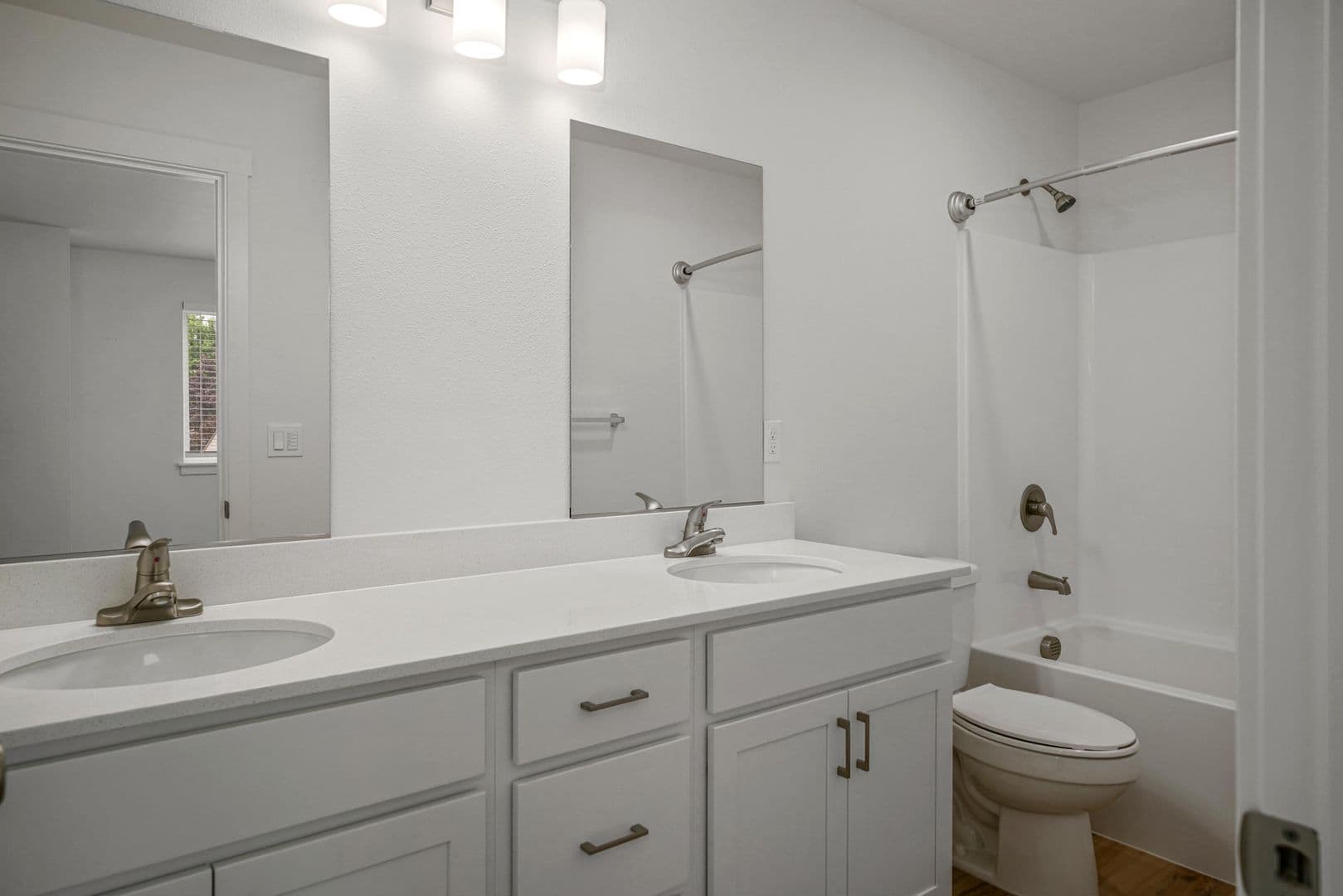 Salem Townhome: 1274 Baxter Rd S.