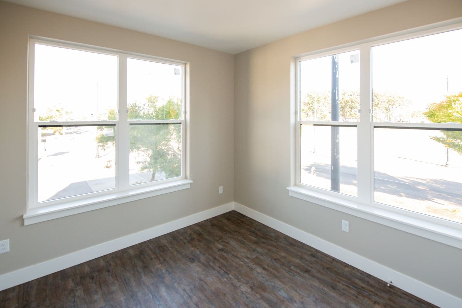 Salem Apartment: 2385 Fairgrounds Rd NE