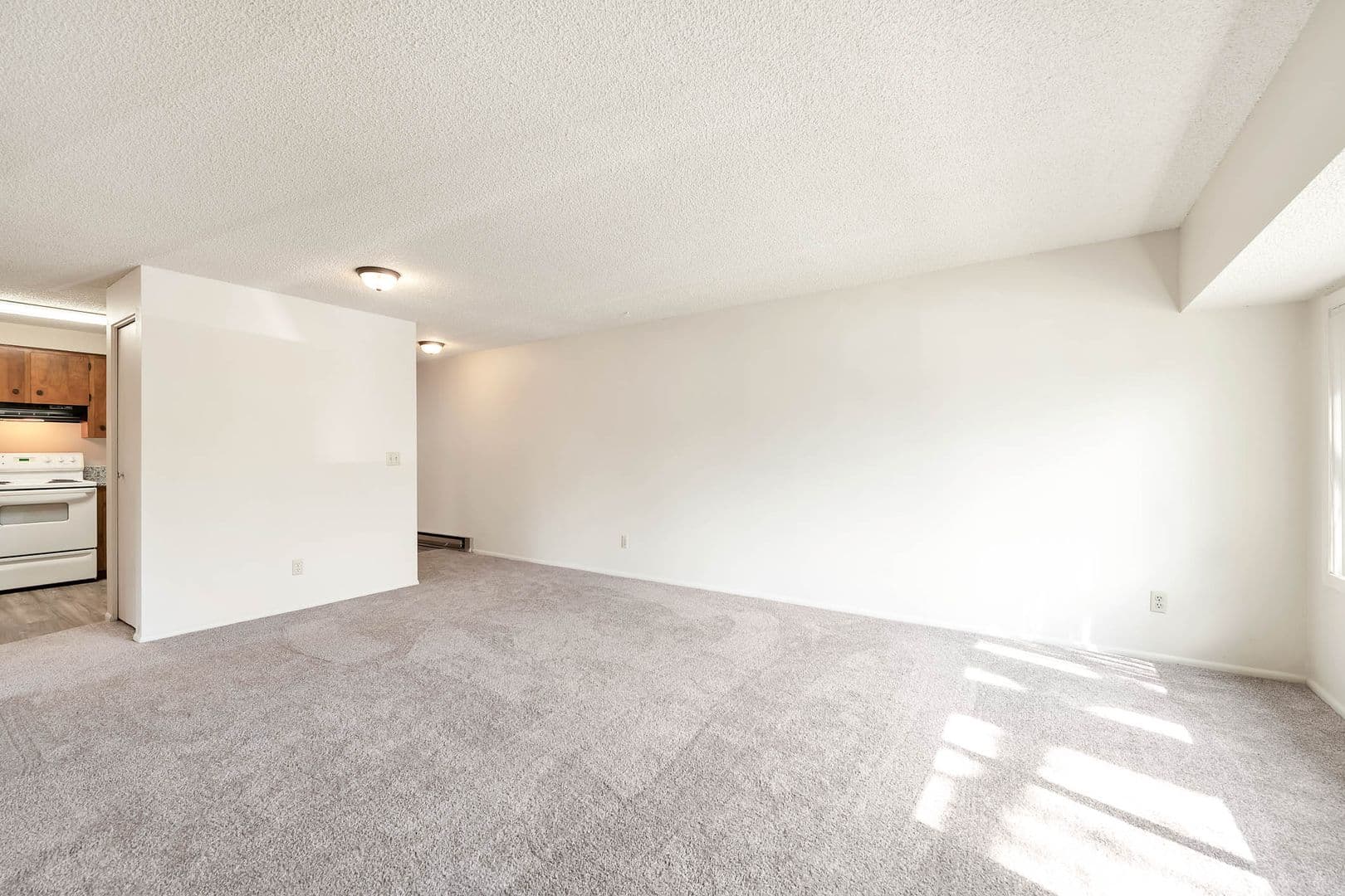 Salem Apartment: 151 - 199 25th Street NE