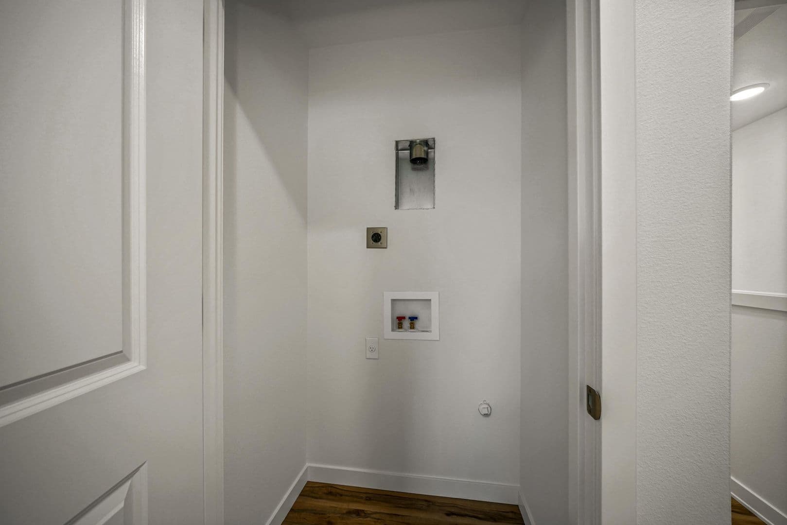 Salem Townhome: 1274 Baxter Rd S.